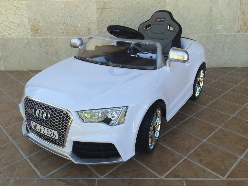 Audi rs5 blanco 12v para niños Pekecars