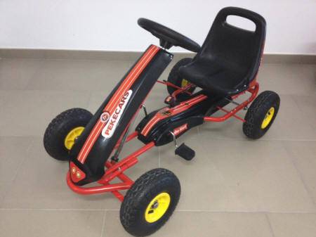 Kart a pedales para niños Pekecars GC001 rojo