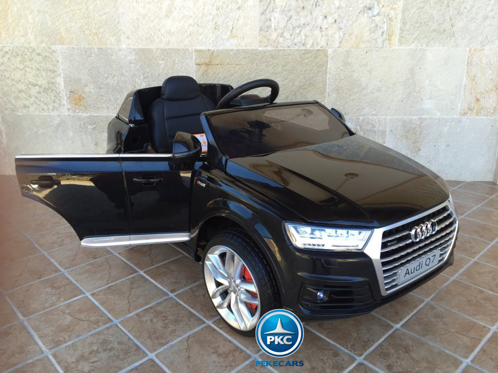Coche electrico para niños Audi Q7 Facelift Negro con apertura de puertas