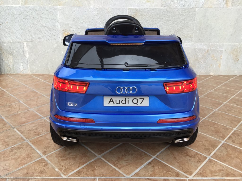 Coche electrico infantil Audi Q7 Facelift Azul Metalizado vista trasera