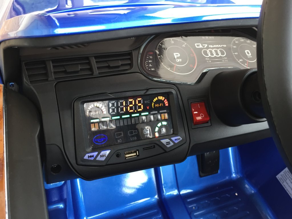 Coche electrico para niños Audi Q7 Facelift Azul Metalizado con radio FM