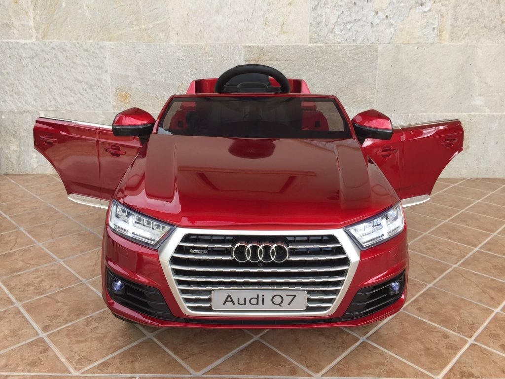 Coche electrico infantil Audi Q7 Facelift Rojo Metalizado con apertura de puertas