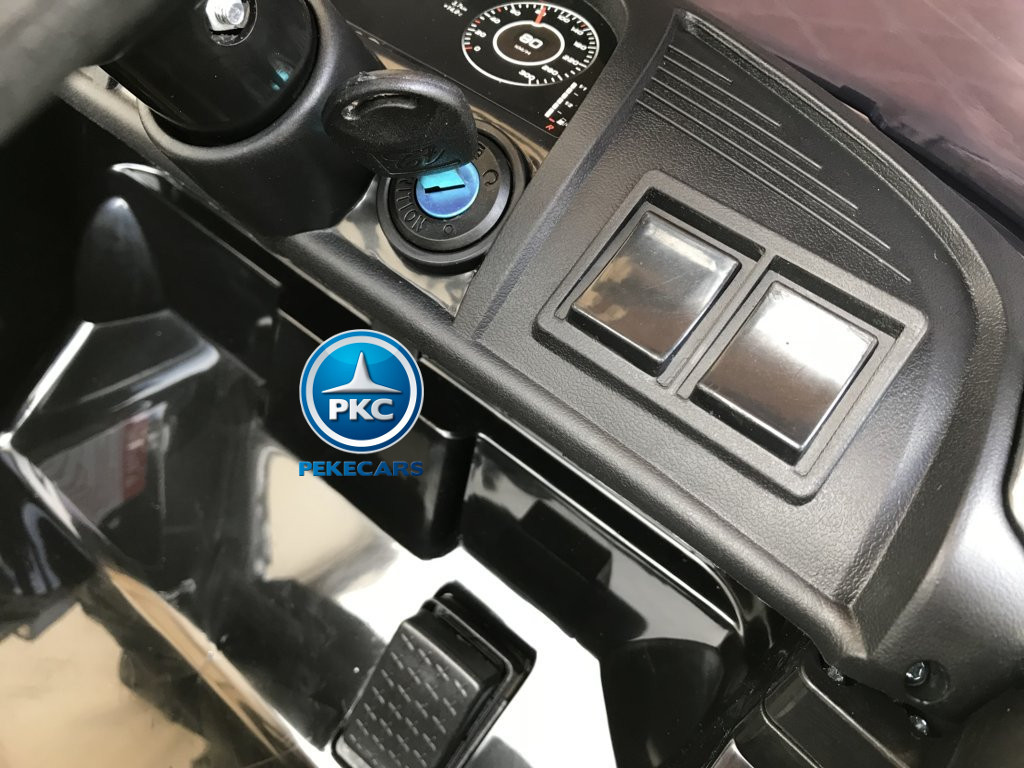 Coche electrico para niños Audi Little R8 Spyder Negro con llave de arranque