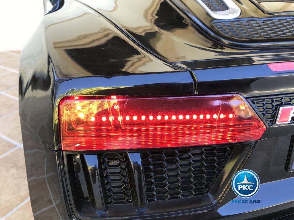 Coche electrico para niños Audi R8 Spyder Negro con luces traseras