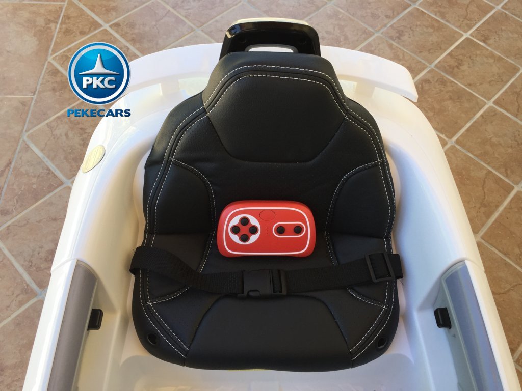 Coche electrico infantil Audi TT Blanco con mando radiocontrol