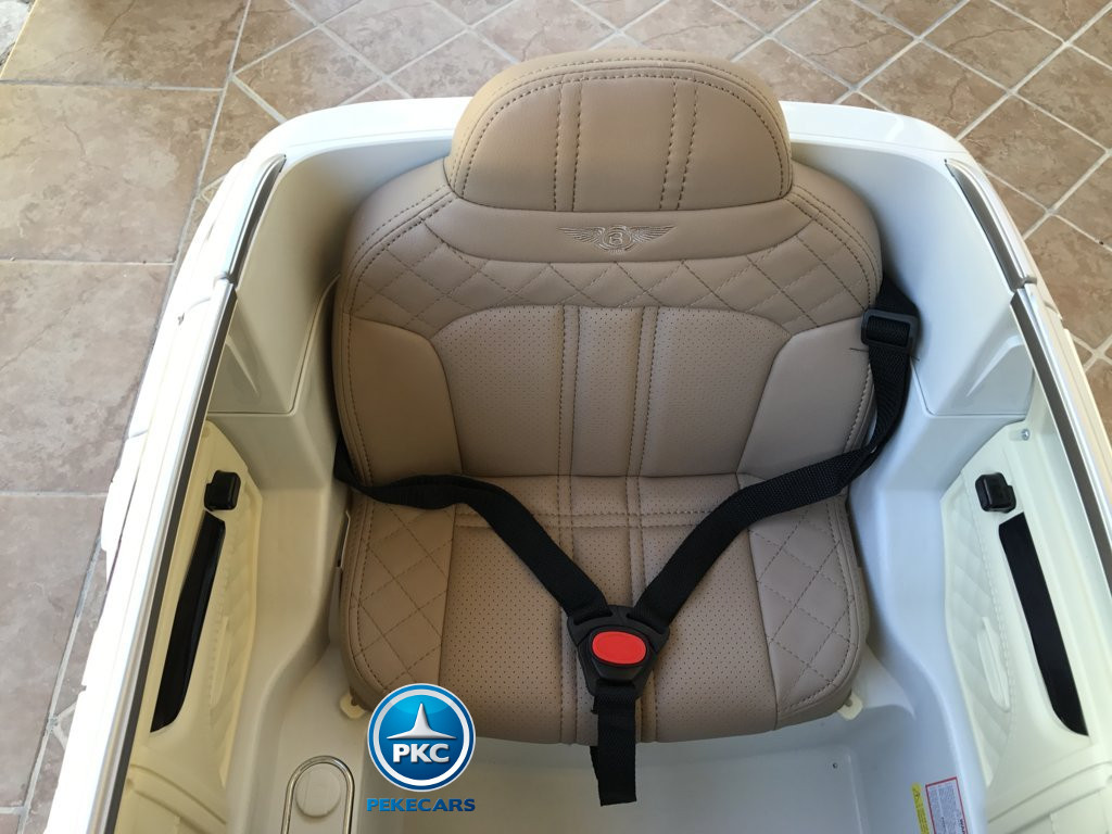 Coche electrico infantil Bentley Bentayga Blanco con asiento acolchado en polipiel