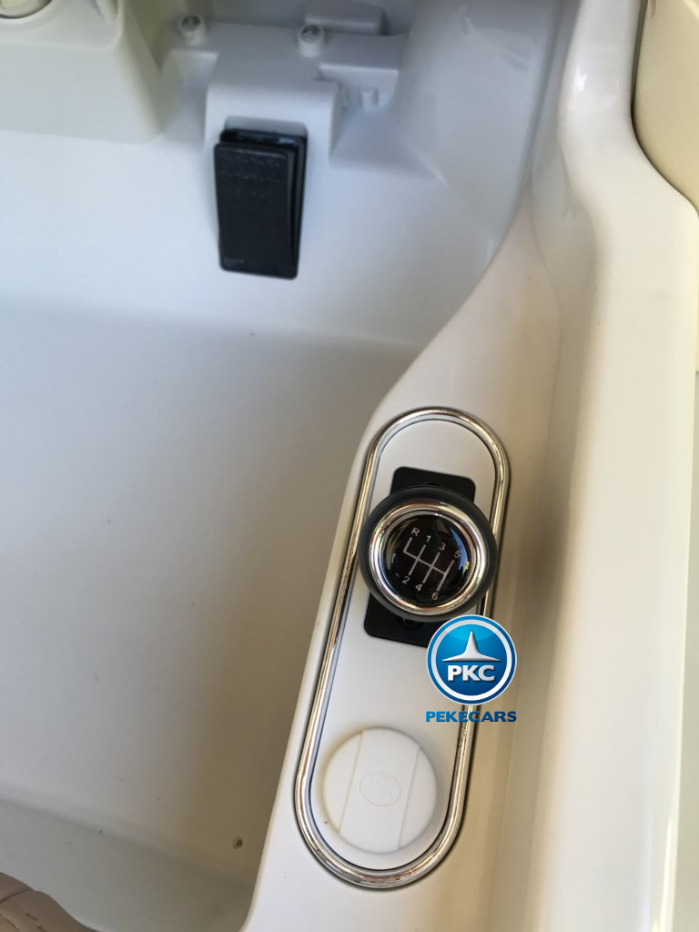 Coche electrico para niños Bentley Bentayga Blanco palanca de velocidad