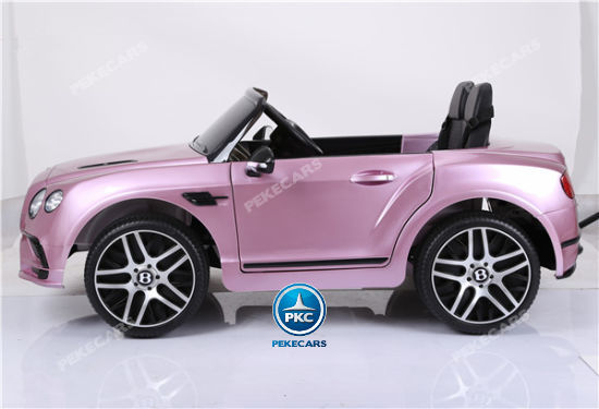 Coche electrico infantil Bentley Continental Supersports 12V Rosa Metalizado con ruedas de caucho antipinchazos