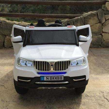 Coche electrico infantil bmw x5 style Blanco con luces LED
