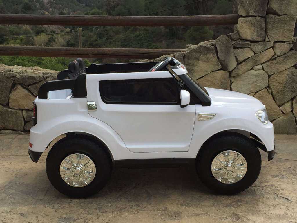 Coche electrico infantil bmw x5 style Blanco volante con claxon y música