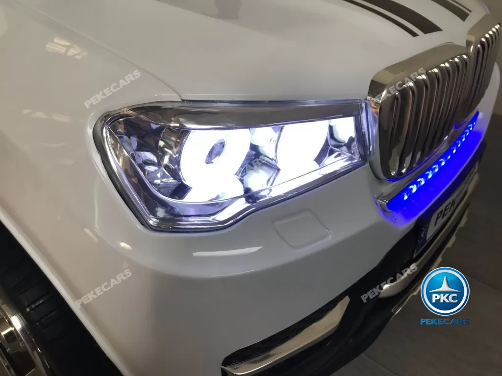 Coche electrico para niños BMW X7 Style 12V Blanco con luces delanteras