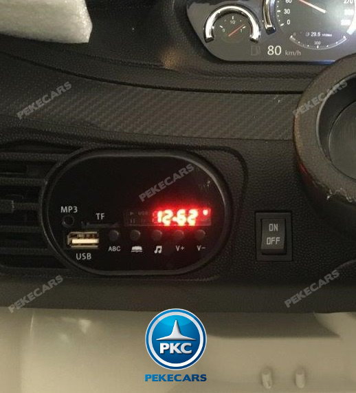 Coche electrico infantil BMW X6M Azul Metalizado conexion USB