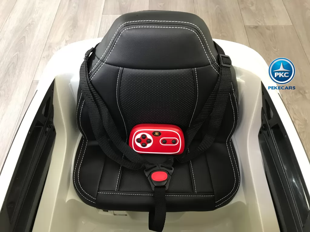 Coche electrico infantil BMW X6M Blanco asiento acolchado
