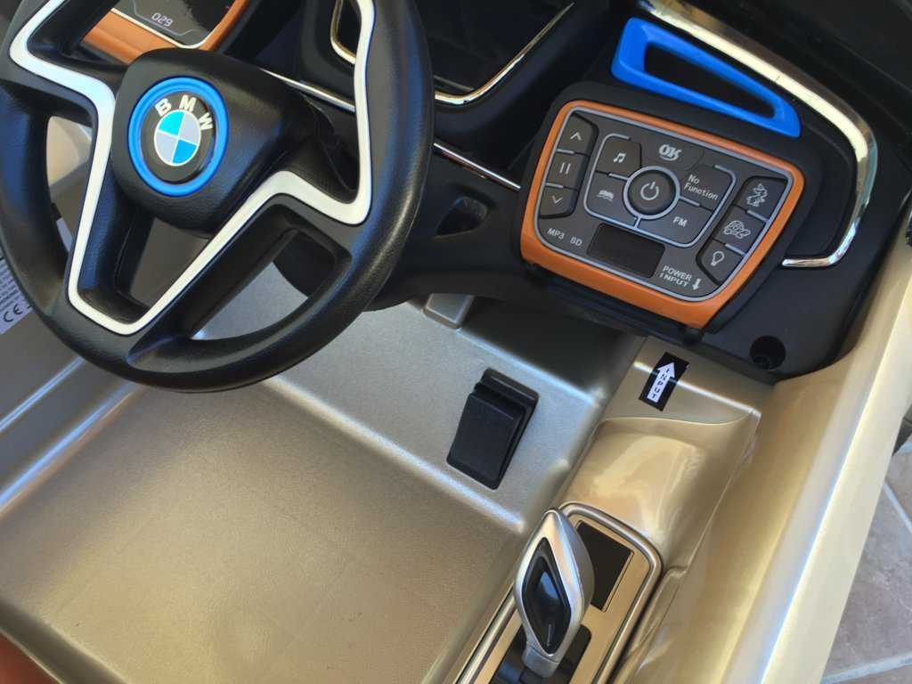 BMW I8 concept champagne Pekecars