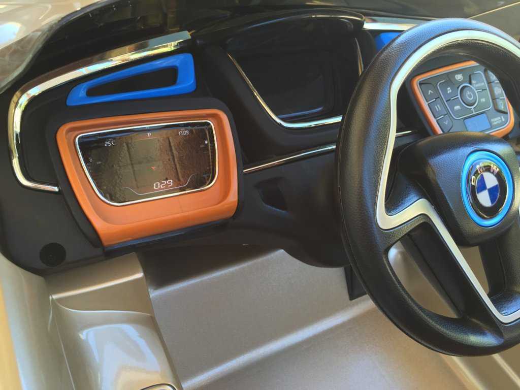 BMW I8 concept champagne Pekecars