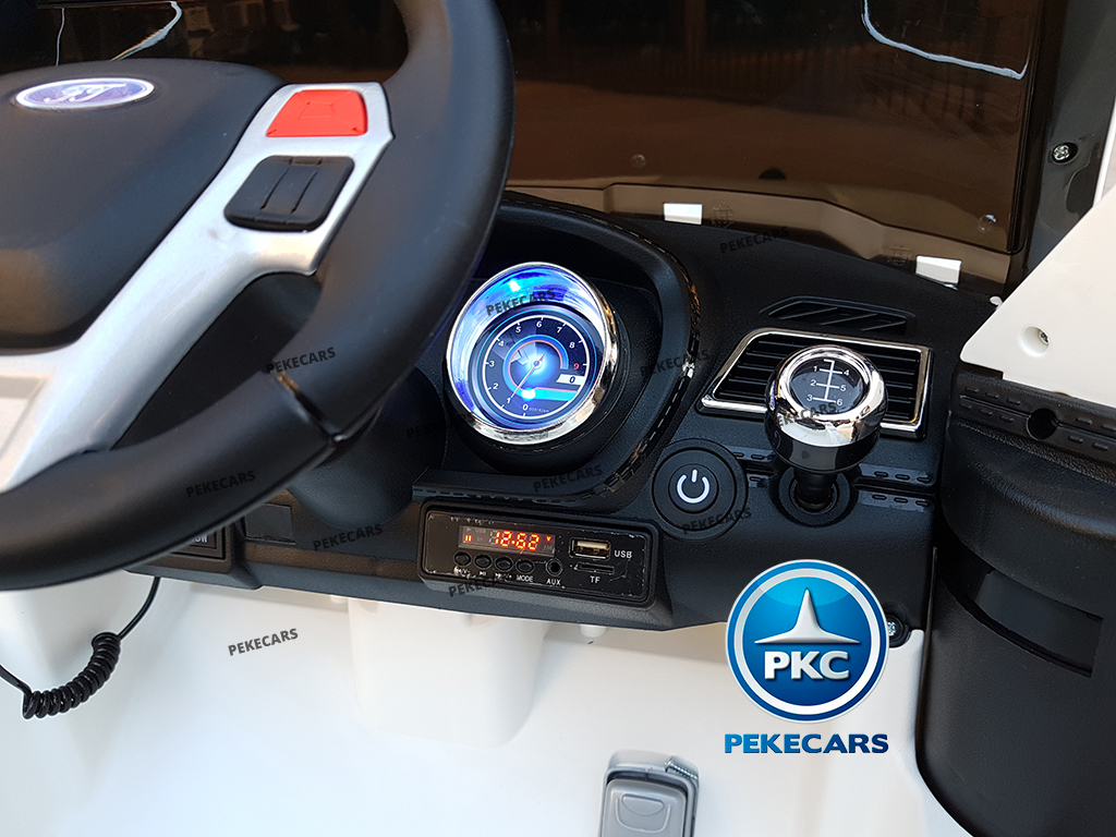 Coche electrico de policia para niños Blanco con conexion USB, MP3 y SD