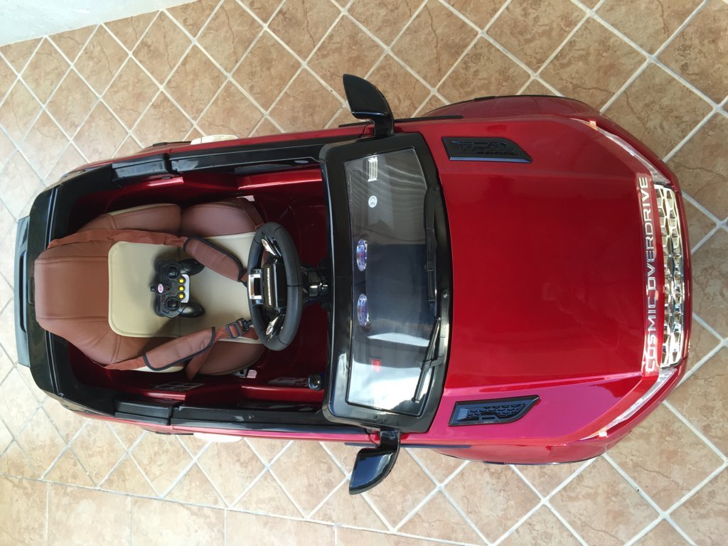Coche electrico infantil evoque style rojo metalizado detalles del capo