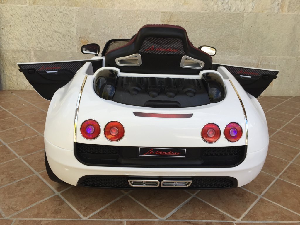 Coche electrico Infantil Bugatti Veyron Style Blanco vista trasera