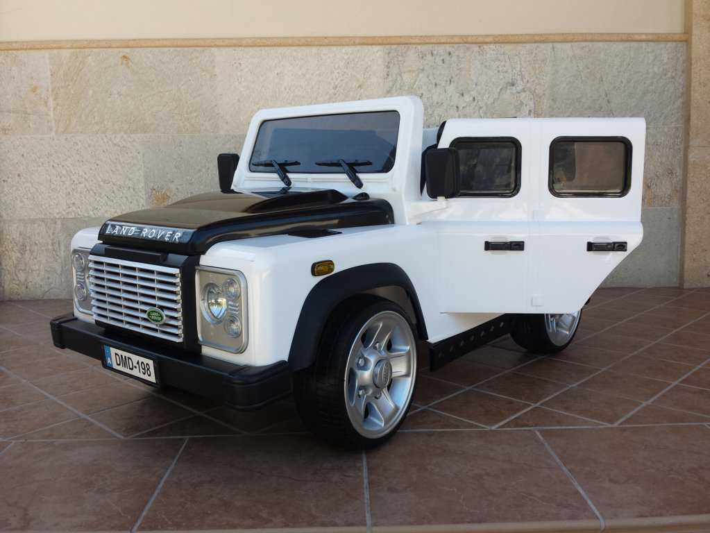 Todoterreno electrico para niños Land Rover Defender Blanco conexion MP3
