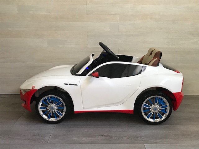 Coche electrico para niños Maserati Alfieri Blanco y rojo lateral