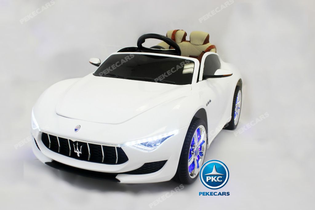Coche electrico infantil Maserati Alfieri Blanco con Pantalla MP4 con apertura de puertas