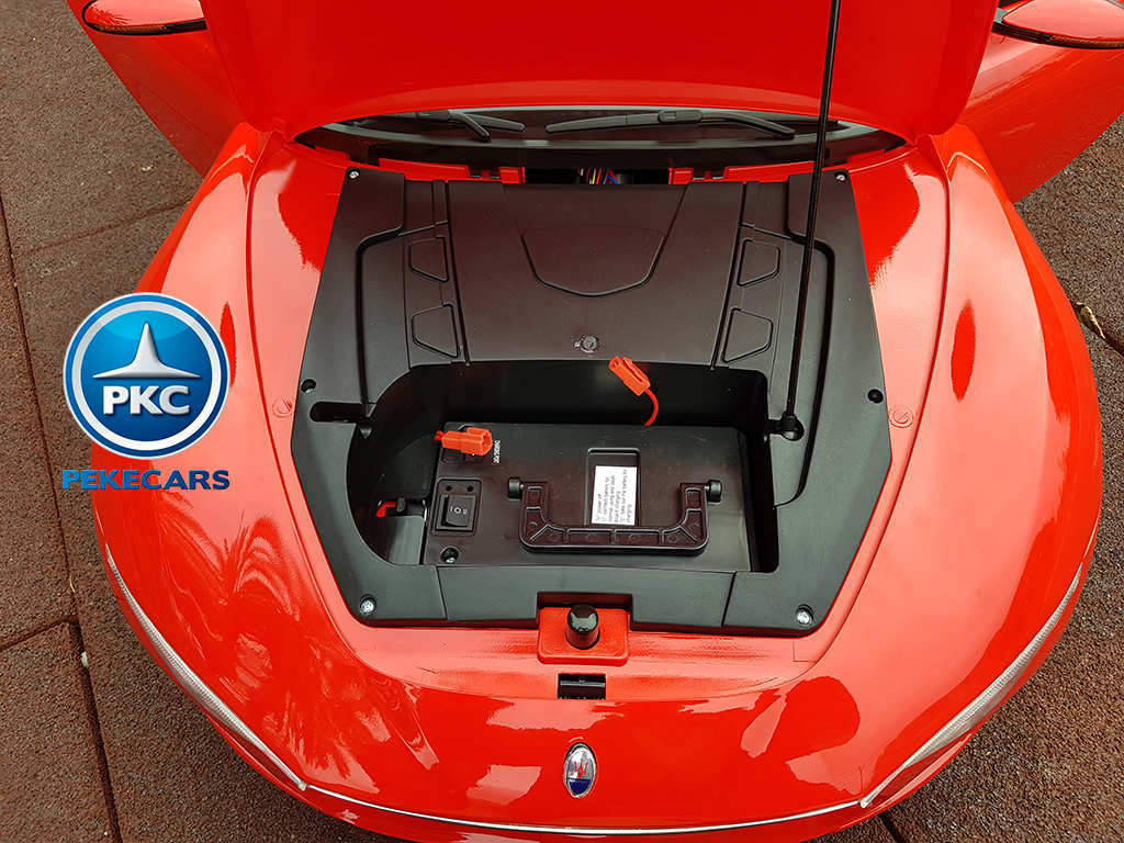 Coche electrico infantil Maserati Alfieri Rojo con Pantalla MP4 vista trasera