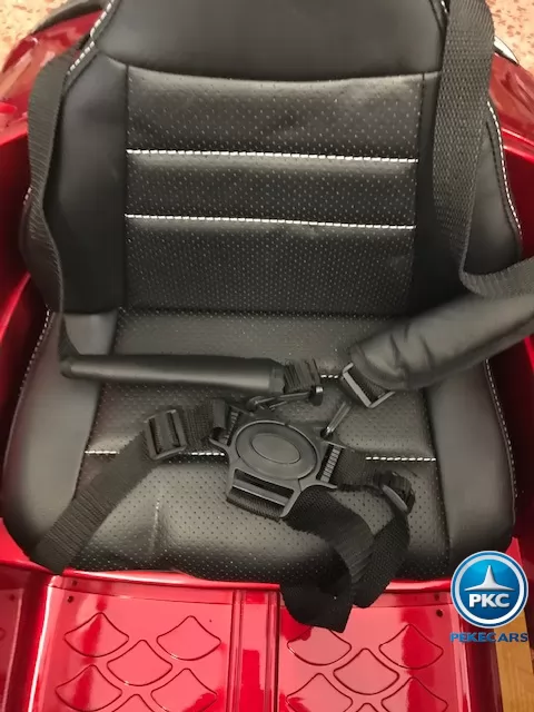 Coche electrico para niños Mercedes C63 Rojo Metalizado bateria extraible
