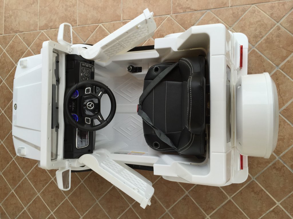 Todoterreno electrico para niños Mercedes G63 Blanco desde arriba