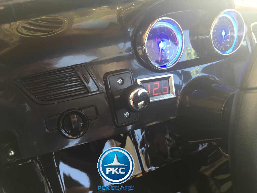 Coche electrico para niños Mercedes GL63 Negro Metalizado salpicadero con luz azul