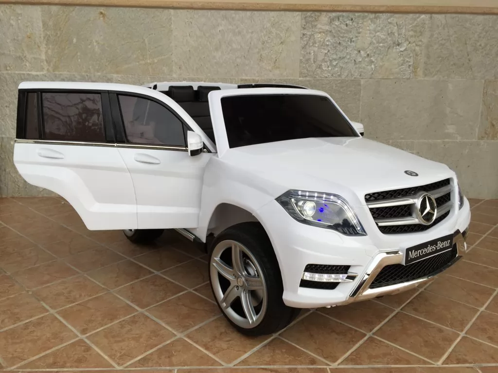 Coche electrico para niños Mercedes GLK-350 Blanco con apertura de puertas