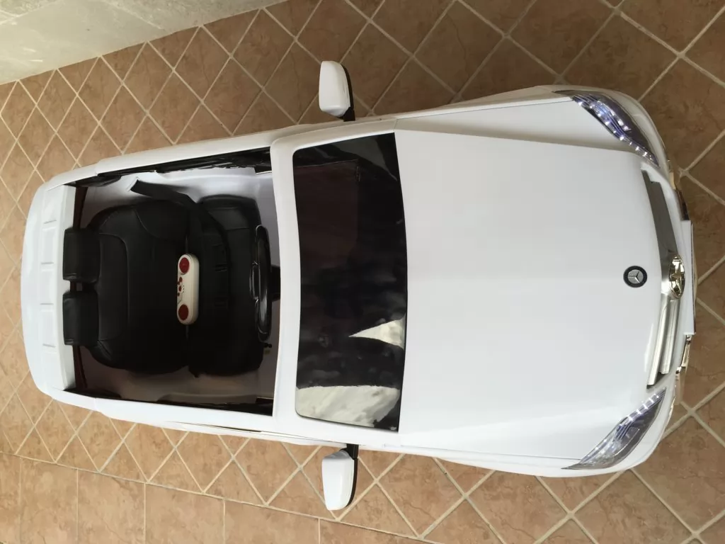 Coche electrico infantil Mercedes GLK-350 Blanco frente