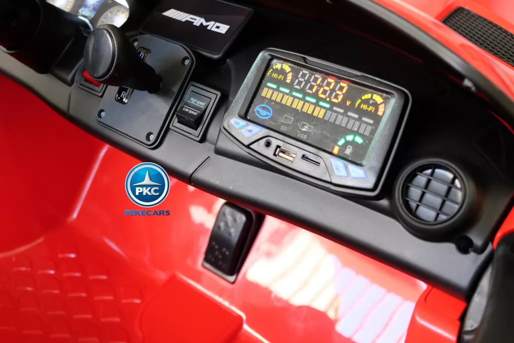Coche electrico para niños Mercedes GTR 2 plazas Rojo salpicadero