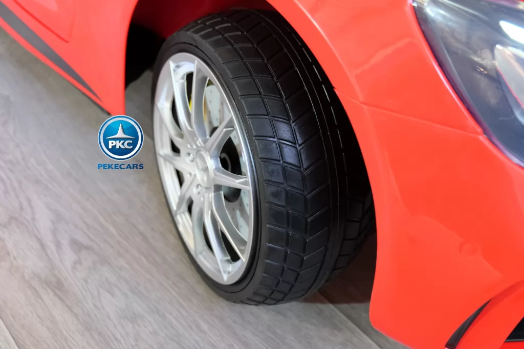 Coche electrico para niños Mercedes GTR 2 plazas Rojo ruedas de caucho antipinchazos