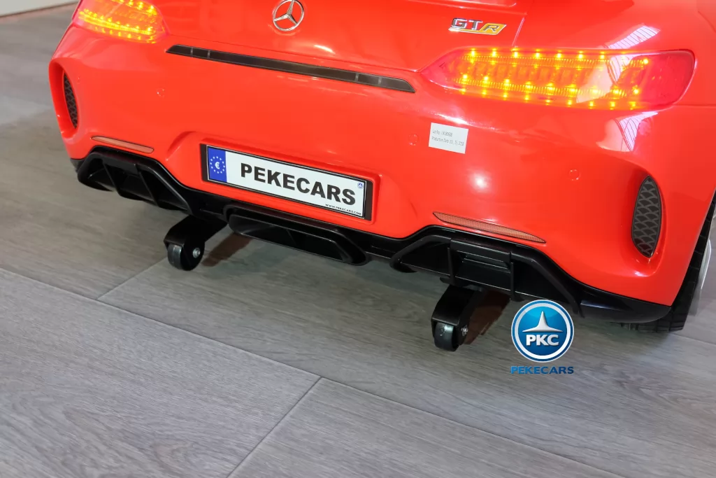Coche electrico para niños Mercedes GTR 2 plazas Rojo ruedines