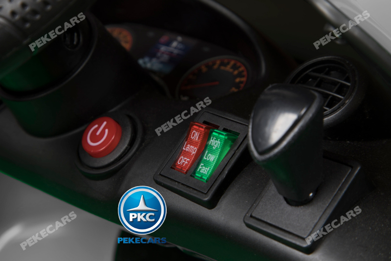 Coche electrico infantil Mercedes GTR 12V Blanco control de luces