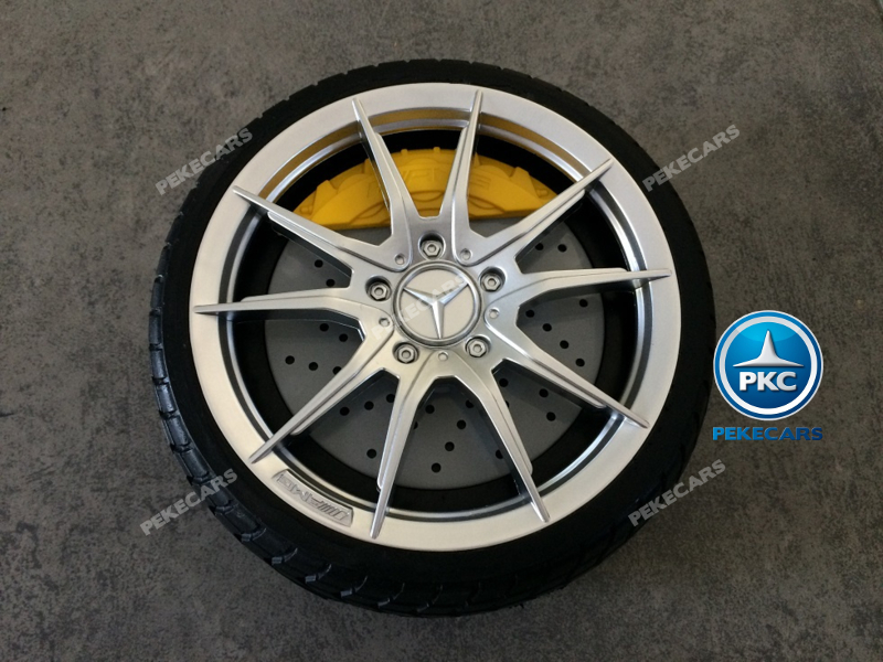 Coche electrico para niños Mercedes GTR 12V Negro ruedas de caucho antipinchazos
