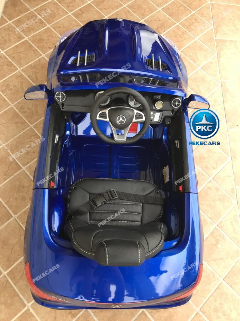 Coche electrico infantil Mercedes SL500 Azul Metalizado detalles del interior