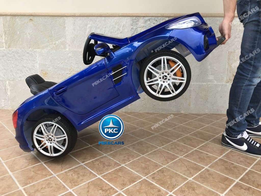 Coche electrico infantil Mercedes SL500 Azul Metalizado con asa de transporte
