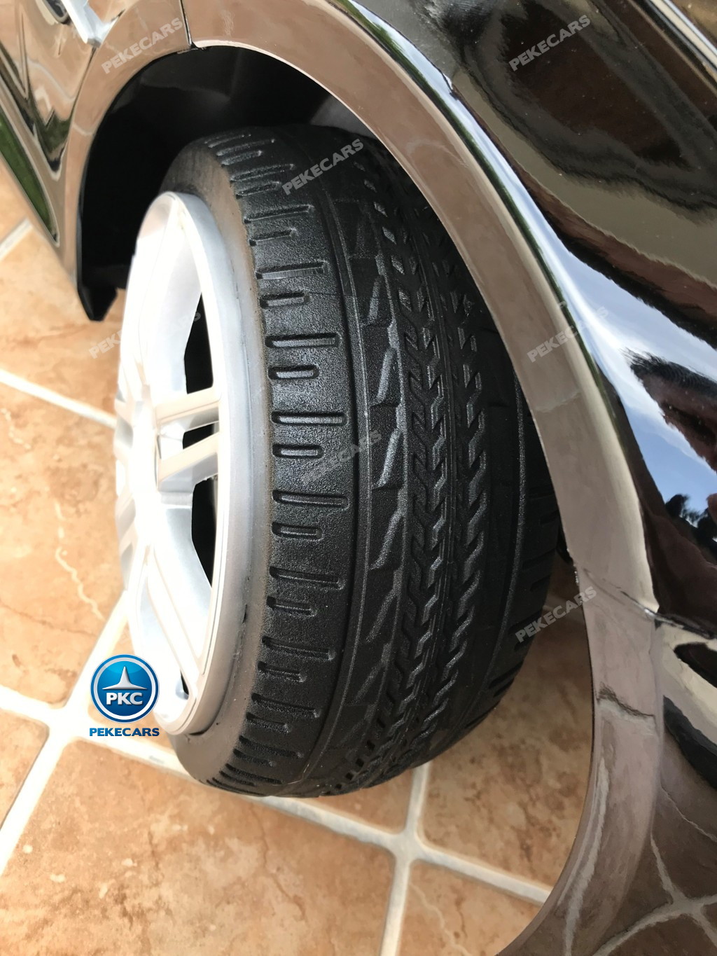 Coche electrico infantil Mercedes SL500 Negro Metalizado ruedas de caucho antipinchazos