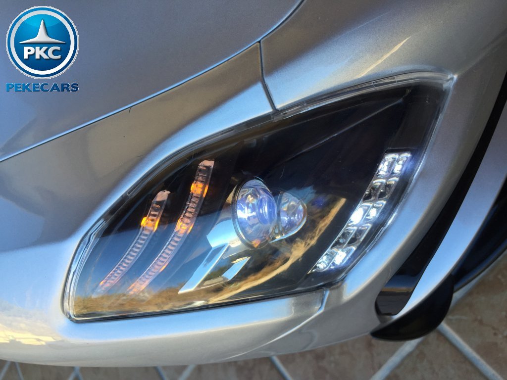 Coche electrico para niños Mercedes deportivo sls Plata Metalizado luces frontales