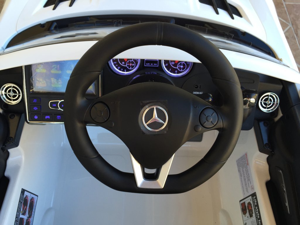 Coche electrico infantil Mercedes deportivo sls Blanco volante con musica y claxon