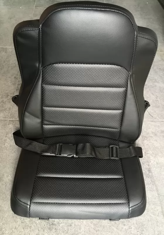 Camion Mercedes Actros Azul pintado asiento