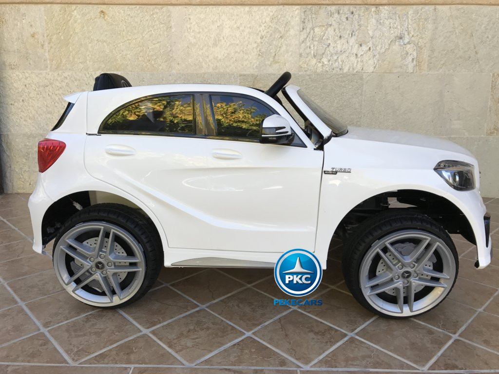 Coche electrico infantil mercedes a45 Blanco lateral