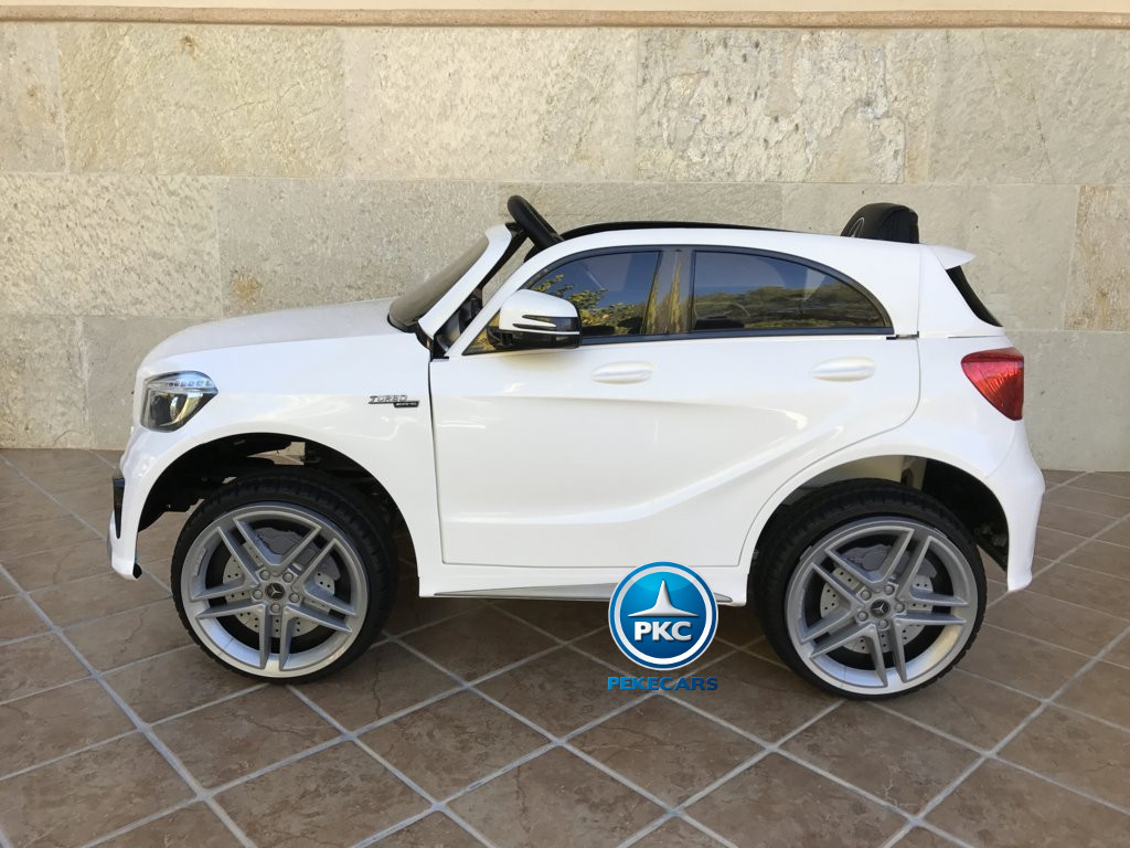 Coche electrico infantil mercedes a45 Blanco