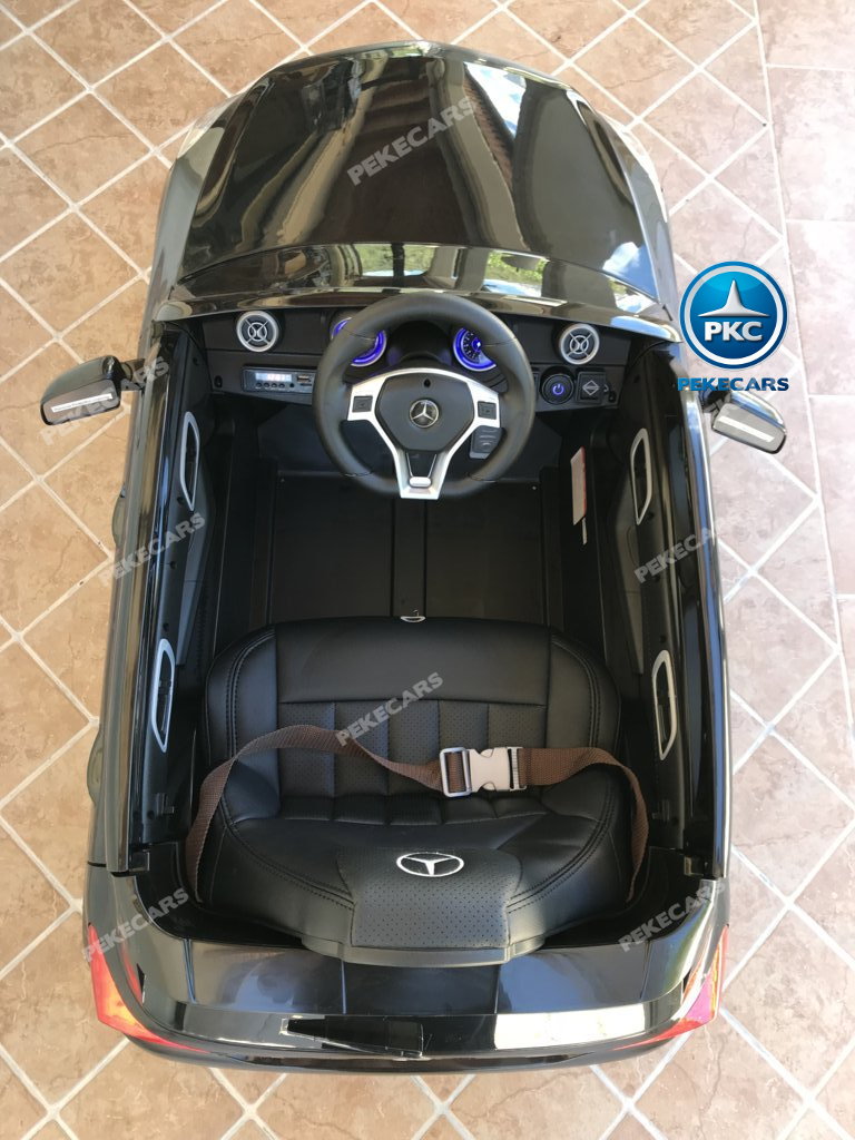 Coche electrico infantil mercedes a45 Negro detalles
