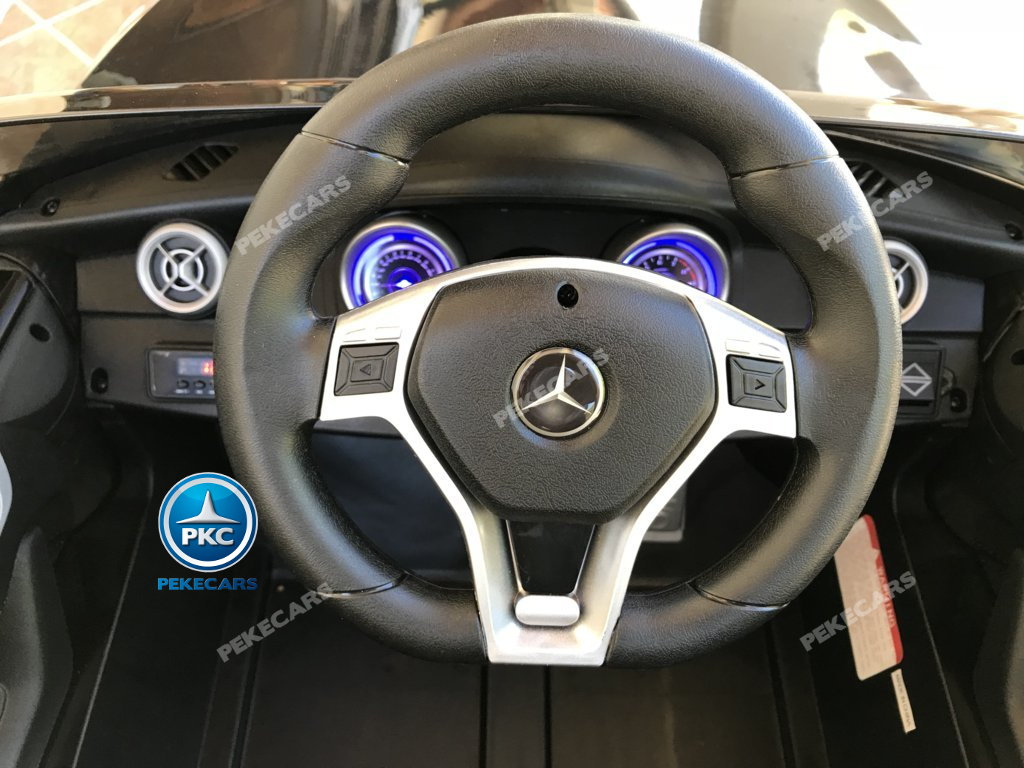 Coche electrico para niños mercedes a45 Negro volante con claxon y musica
