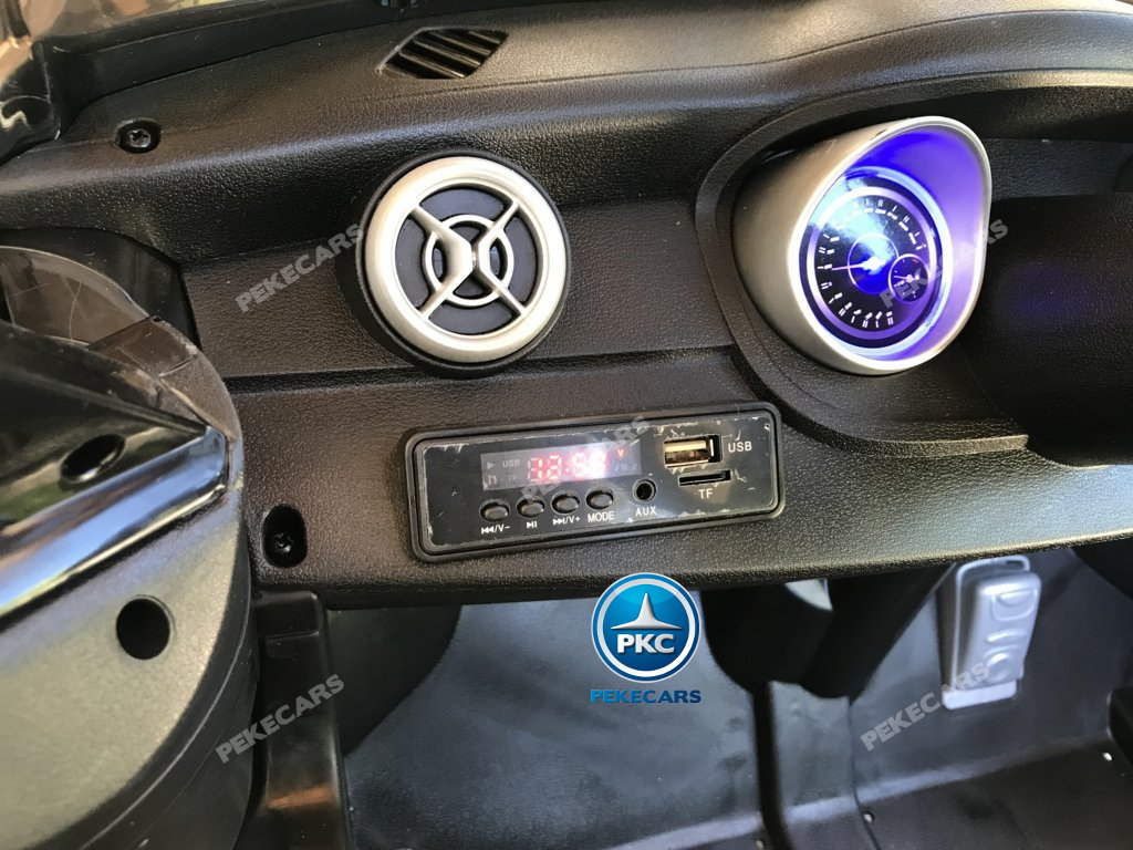 Coche electrico infantil mercedes a45 Negro conexion USB
