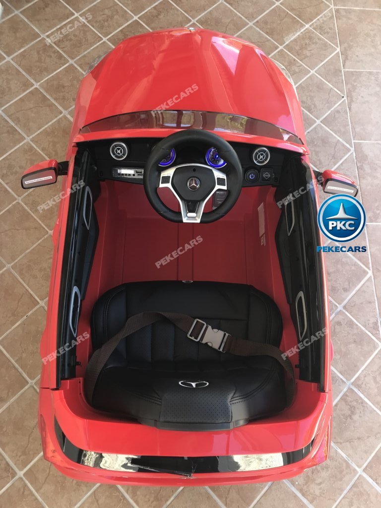 Coche electrico infantil mercedes a45 Rojo detalles