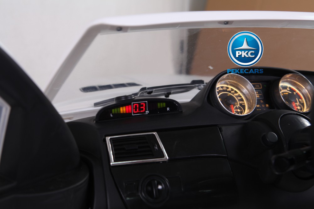 Coche electrico infantil Mercedes GL63 Version Superior Blanco con radar anticolision