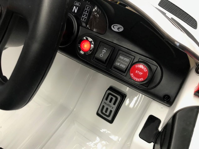 Mercedes GT4 12V Blanco salpicadero